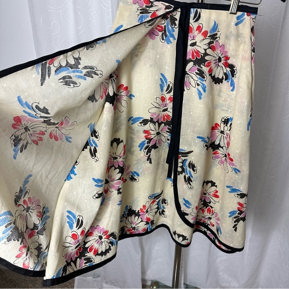 Vintage 1970’s faux wrap floral skirt - Picture 3 of 11